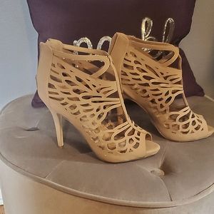 Bonnibel Nude Sandal Heels size 9